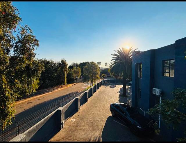 OFFICE PROPERTY TO RENT IN ELDORAIGNE